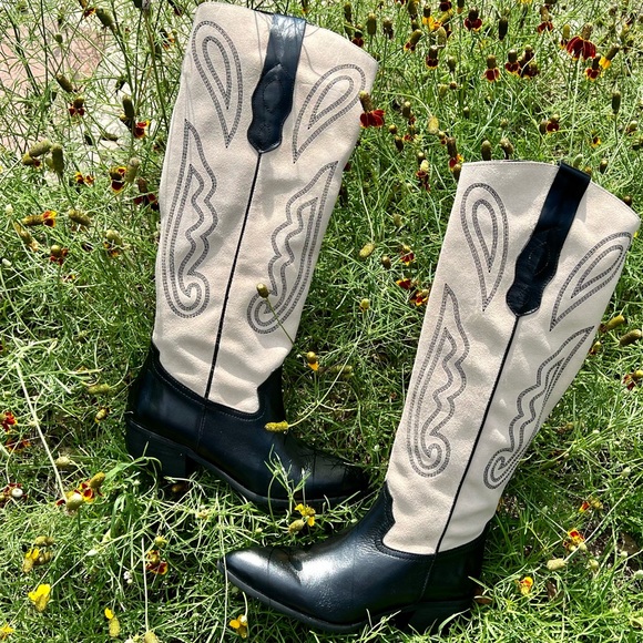 Pilcro Contrast Tall Western Boots - Picture 8 of 16